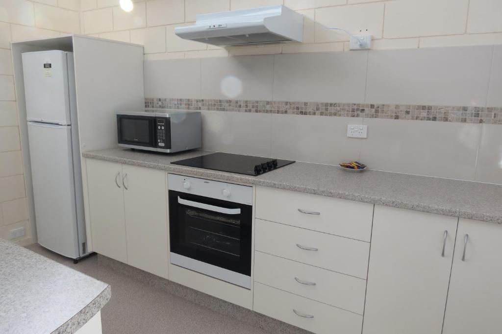 Aparthotel Penguin Mews Merimbula Zimmer foto